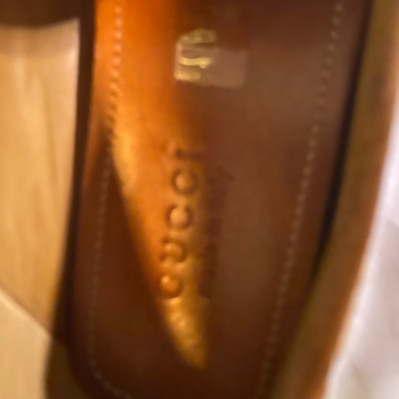 Gucci Tan and Brown Monogram Driving Loafers - Picture 6 of 9